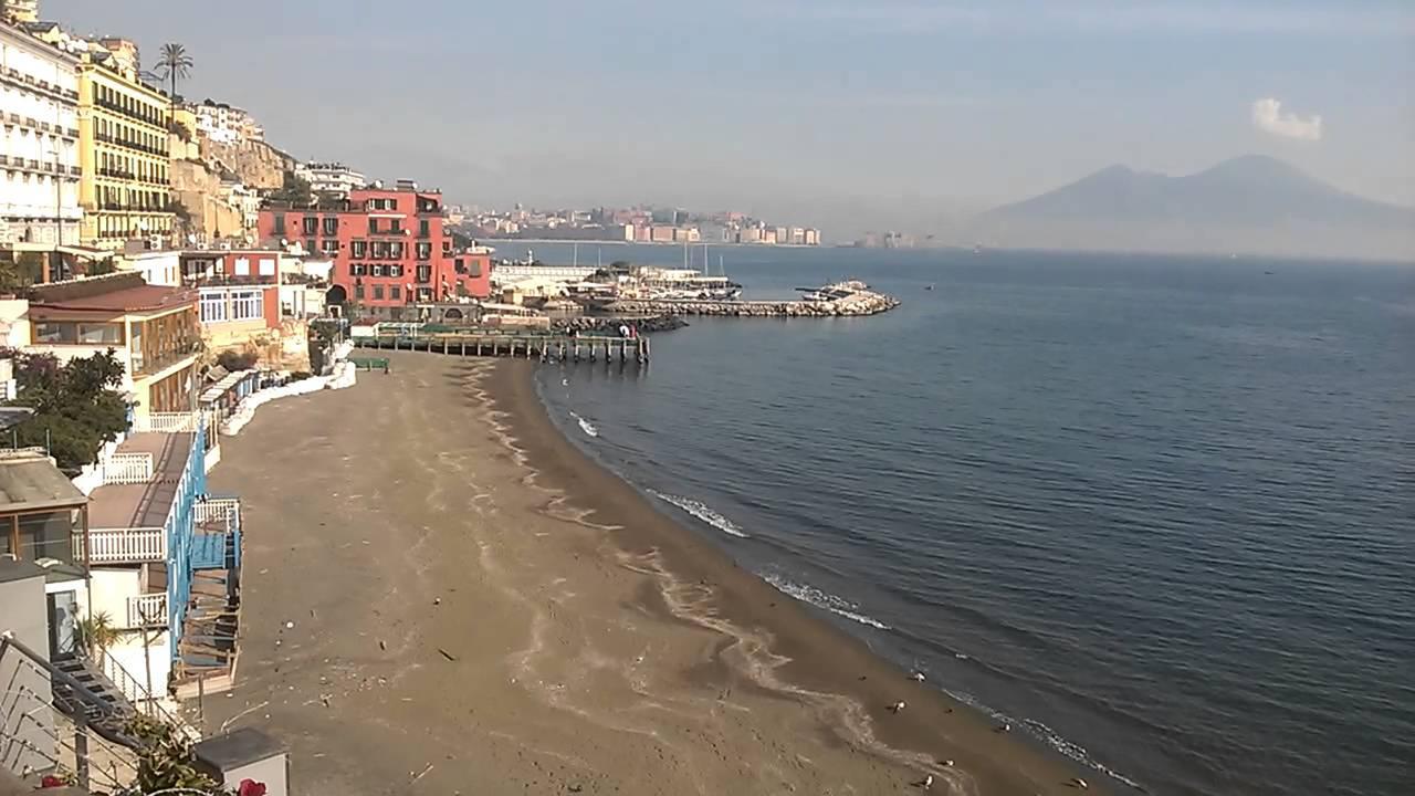 Napoli Lungomare Caracciolo Mon Amour Exterior photo